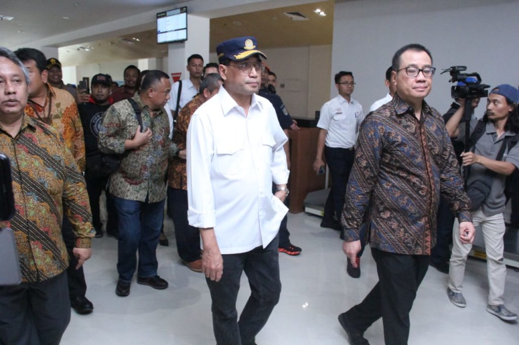 menteri perhubungan