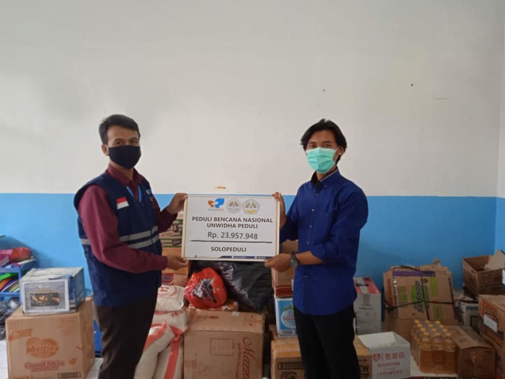 Gandeng Solopeduli BEM Unwidha Salurkan Donasi Bencana