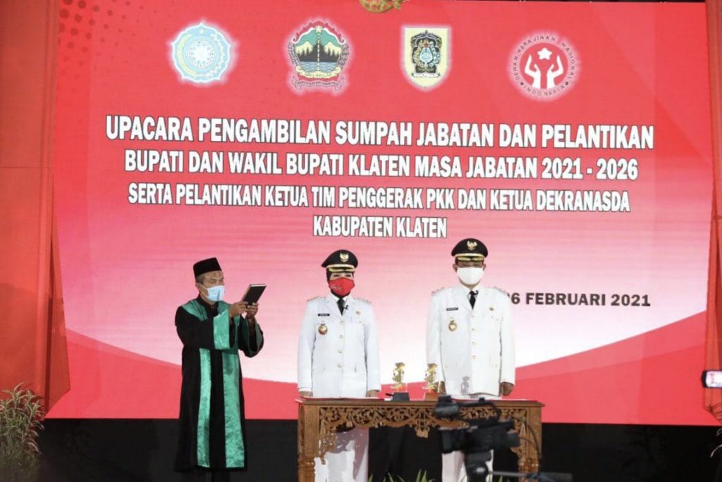 Sri Mulyani dan Yoga Hardaya Resmi Dilantik Sebagai Bupati Klaten dan Wakil Bupati Klaten