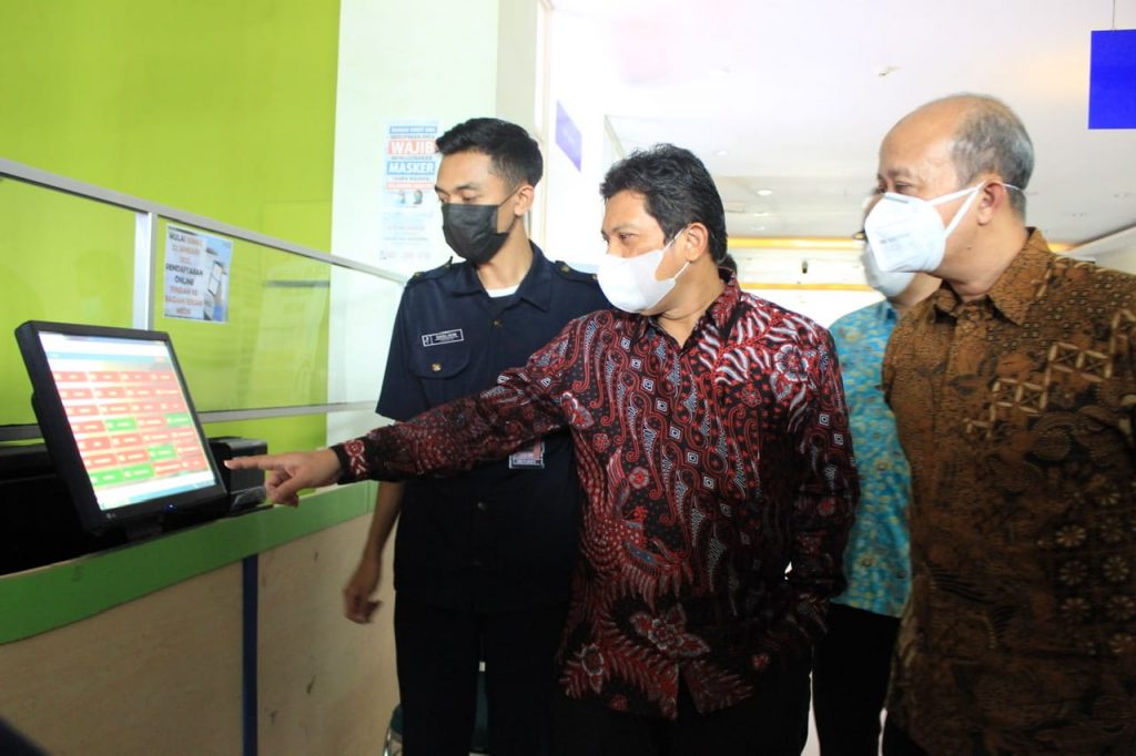 Dirut BPJS Kesehatan Kunjungi Rumah Sakit UNS