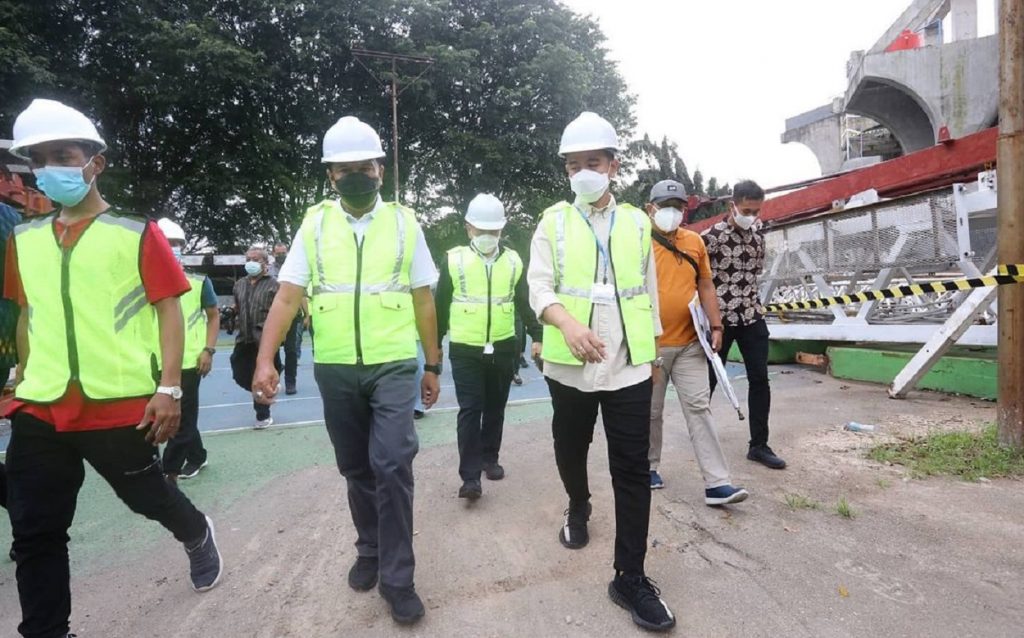 Menpora Tinjau Proses Pembangunan GOR Indoor Manahan