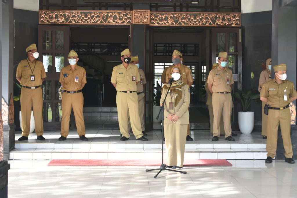 Nuk Suwarni, Kabid Kesehatan Masyarakat DKK Karanganyar
