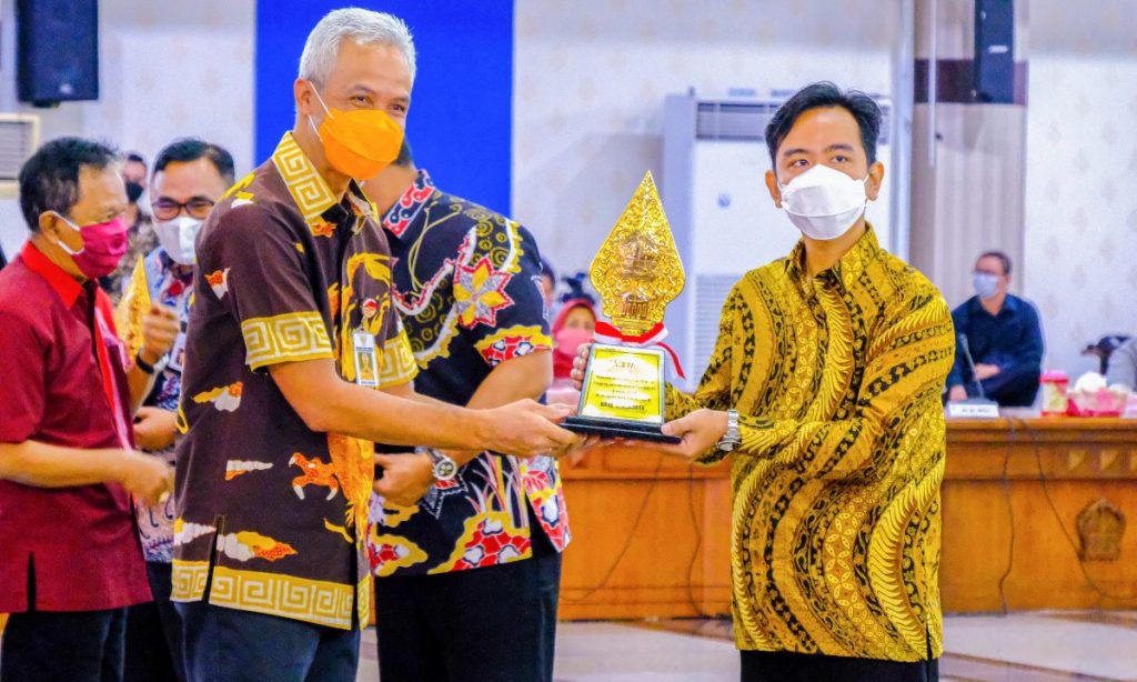 Pemkot Solo Raih Penghargaan Pembangunan Daerah Tahun 2021