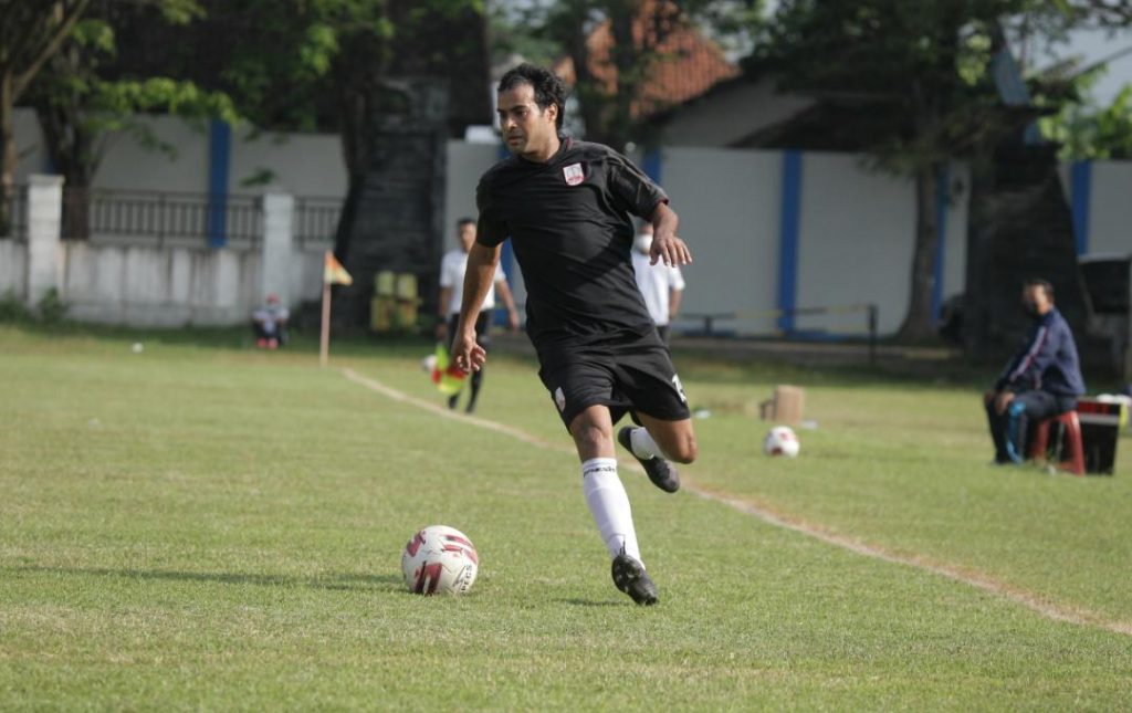 PERSIS Ikat Kontrak Khairallah Abdelkbir Asal Maroko