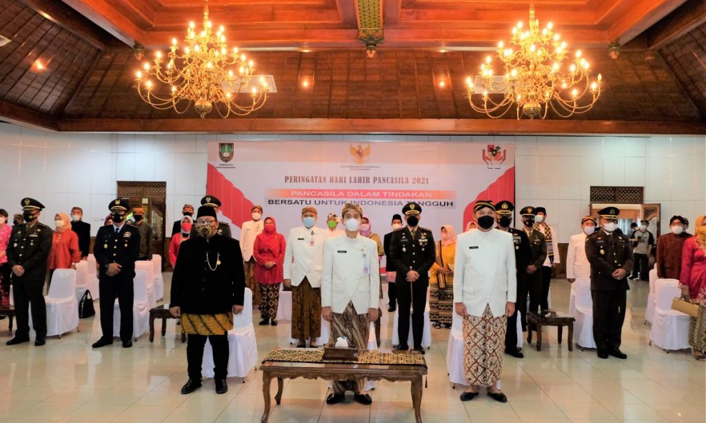 Pemkot Solo gelar upacara peringatan hari pancasila