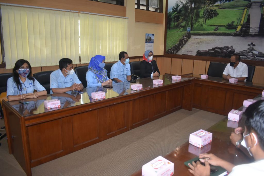 Jajaran Direksi Lembaga Penyiaran Publik (LPP) RRI Surakarta melakukan audensi dengan Bupati Karanganyar