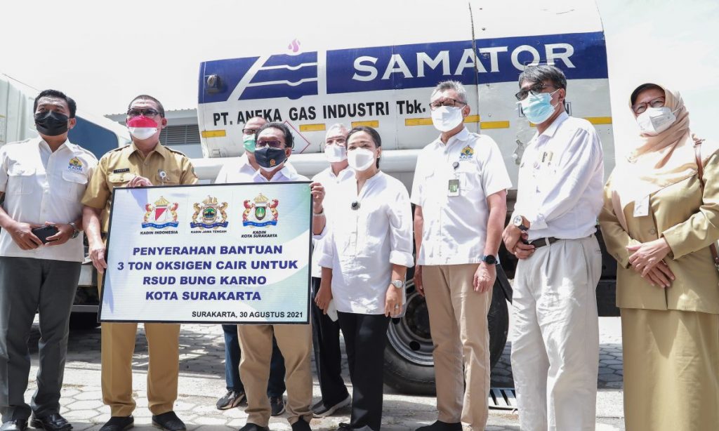 Kadin serahkan bantuan oksigen cair