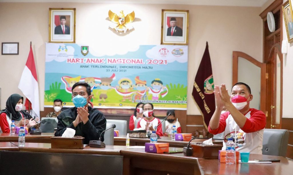Walikota Gibran Rakabuming bersama Wakil Walikota Teguh Prakosa