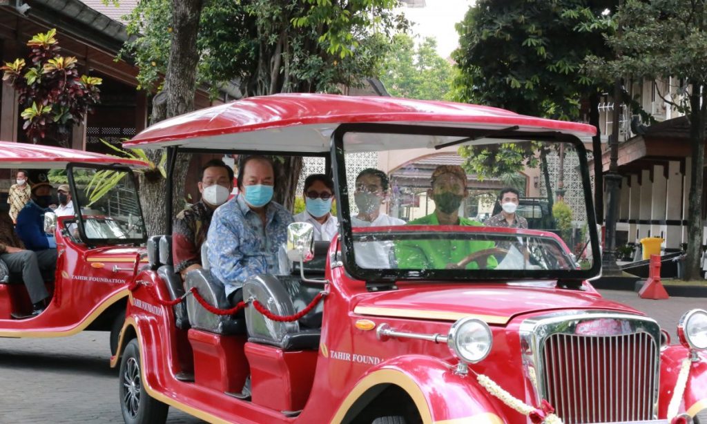Mobil listrik