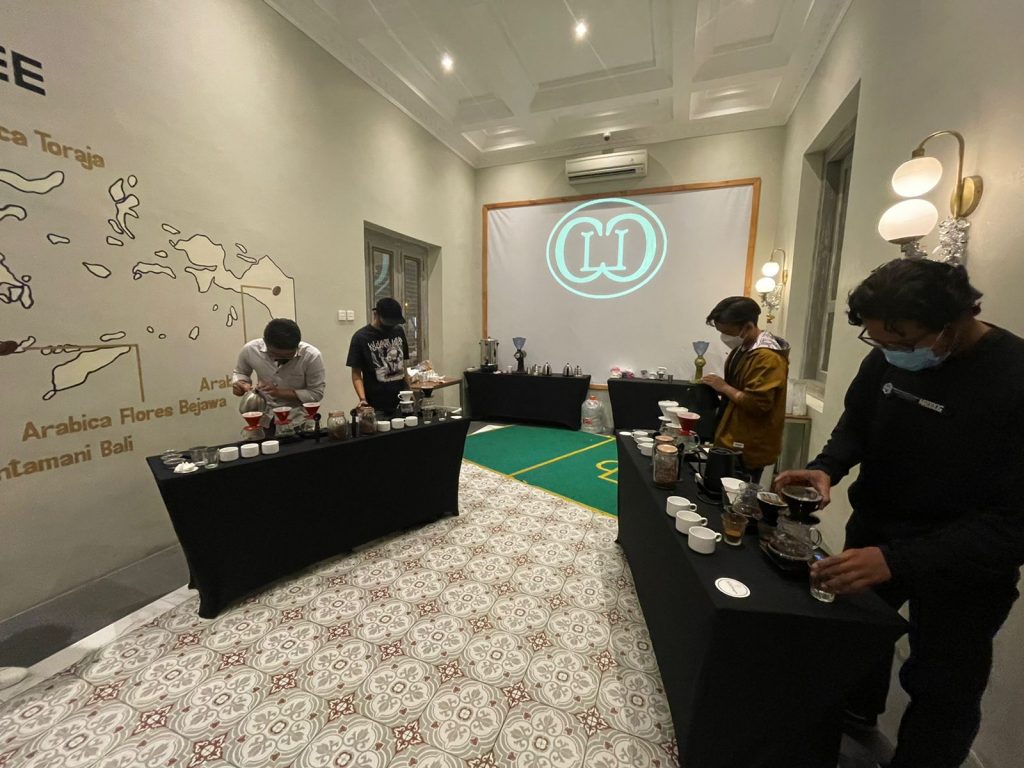 Adu Bakat Coffee Brewing di C&L Coffee