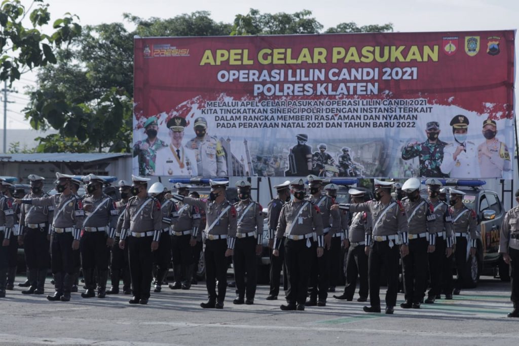 Apel Gelar Pasukan Ops Lilin Candi 2012 di Mapolres Klaten