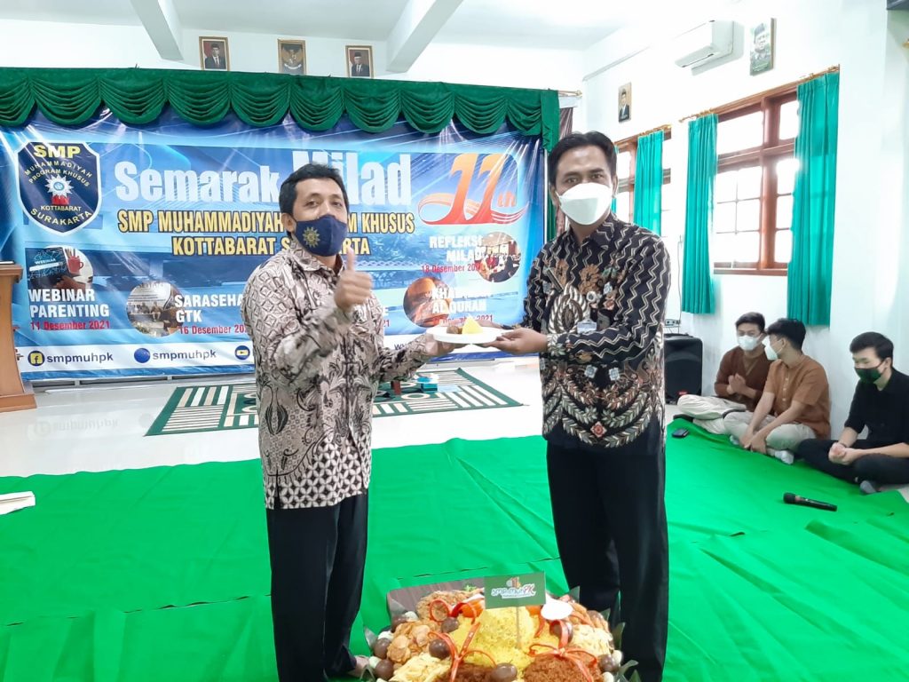 Milad 11 Tahun SMP Muhammadiyah PK