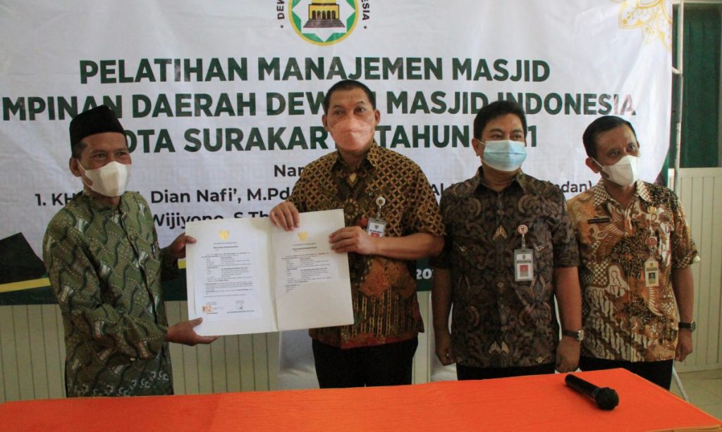 Wakil Walikota Surakarta Teguh Prakosa di Masjid MUI