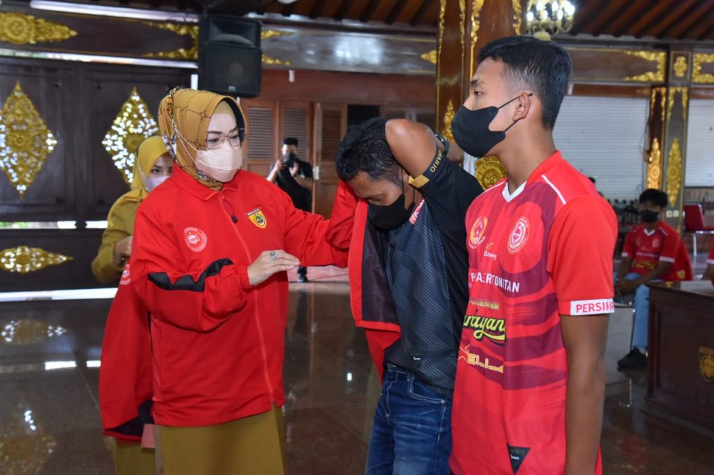 Bupati Sukoharjo Etik