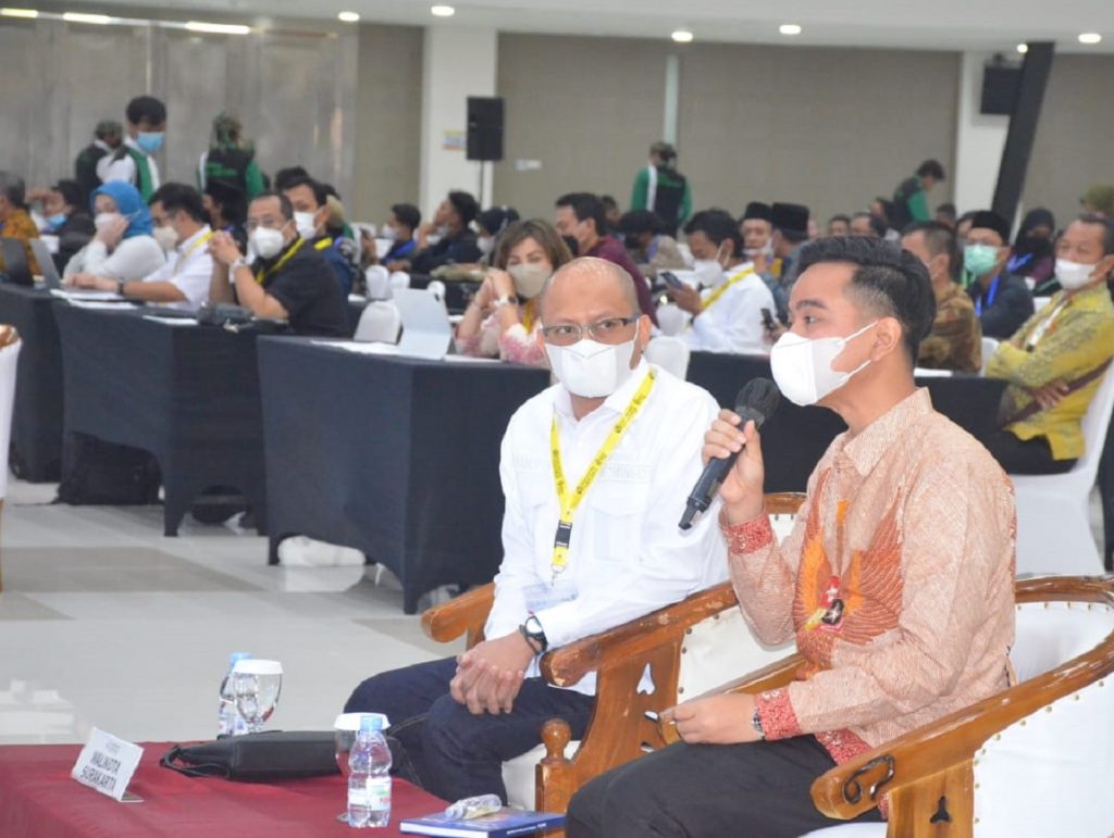 Walikota Gibran di acara Kadin