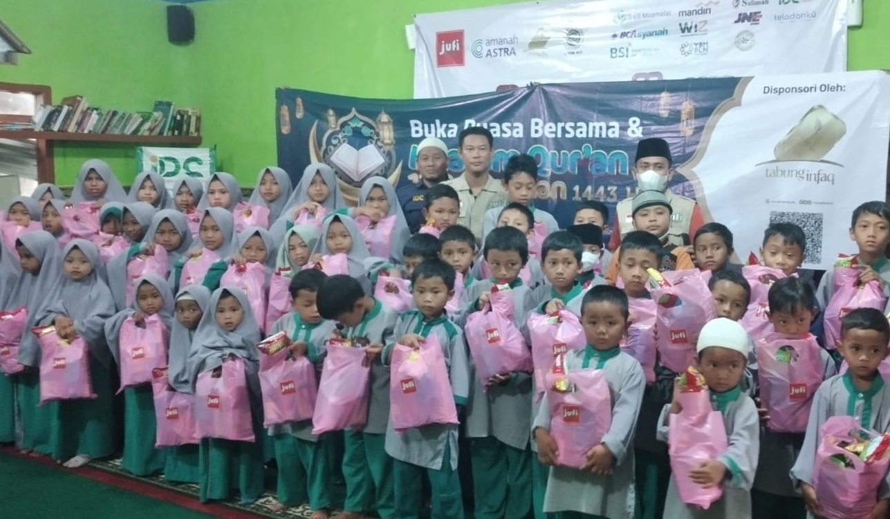 Jamaah TPQ Masjid Al Hikmah Jenawi