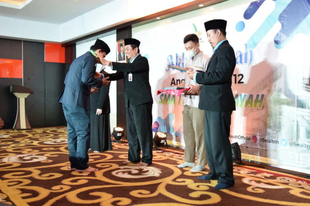 Akhirussanah SMA IT Nur Hidayah
