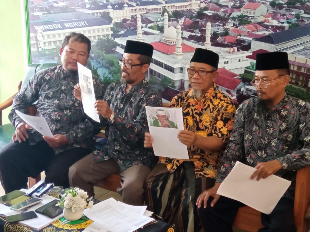 Direktur Pondok Pesantren Al Mukmin, Ustadz Yahya