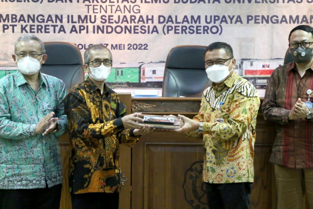 KAI Bekerja Sama dengan UNS