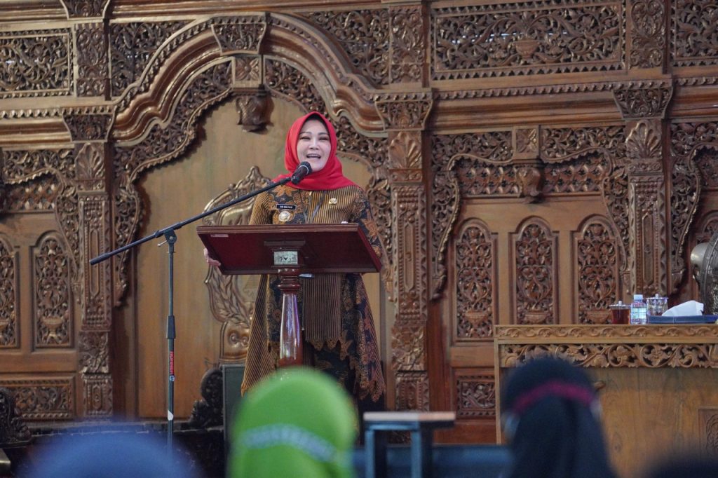 Sri Mulyani Bupati KIaten