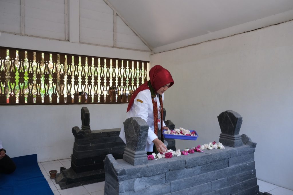 Bupati Klaten, Sri Mulyani ziarah