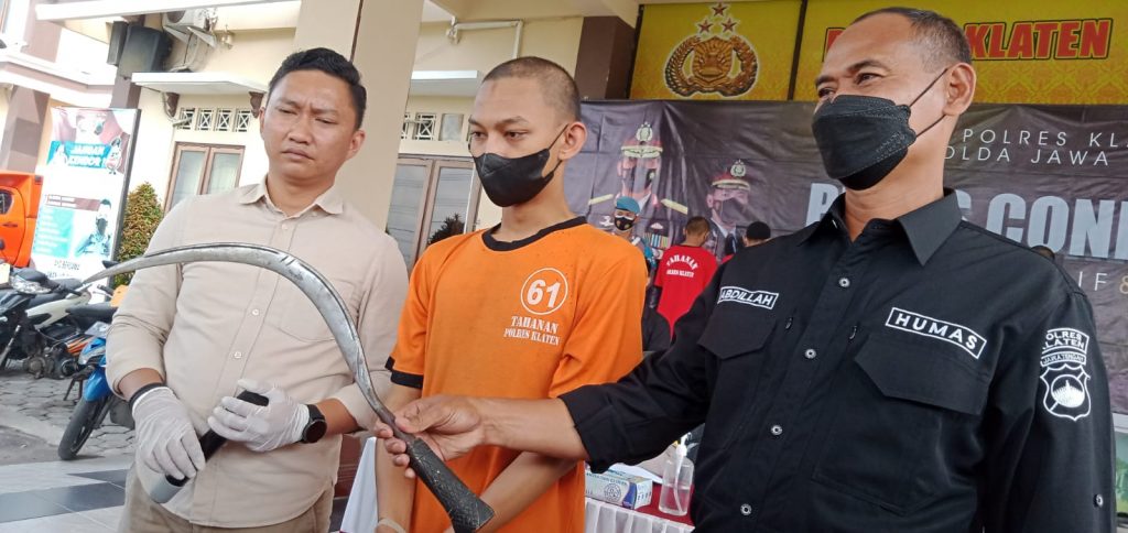 Warga Bayat Ditangkap Polisi