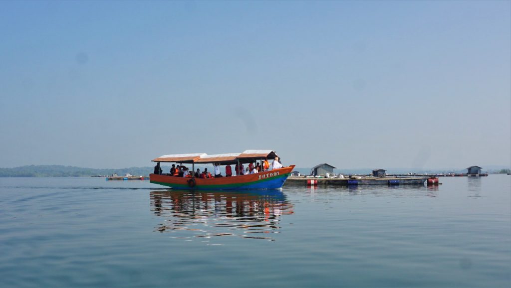 Wisata Boloayar