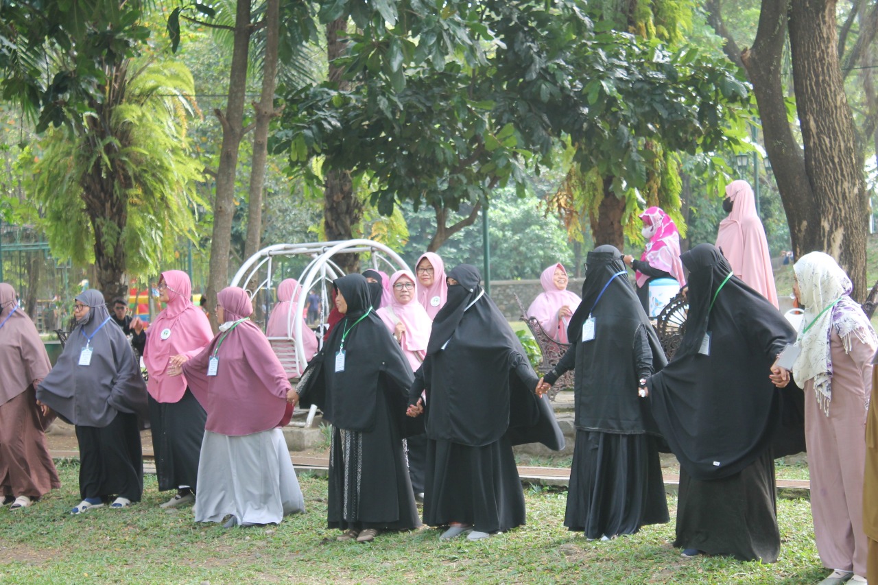 peserta muslimah solo