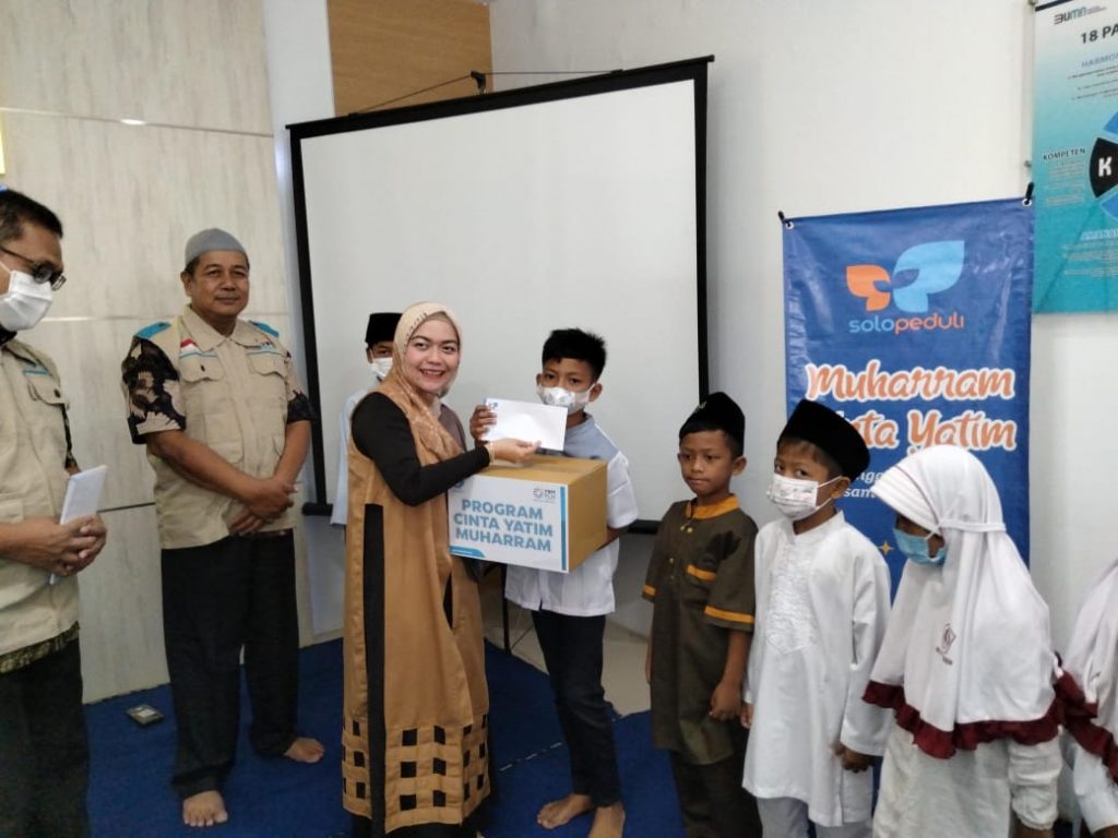 PLN Sukoharjo Gandeng Solopeduli Salurkan Santunan
