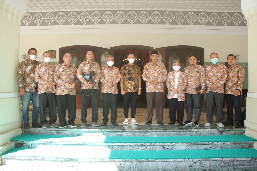Panitia Muktamar Muhammadiyah dan Gibran