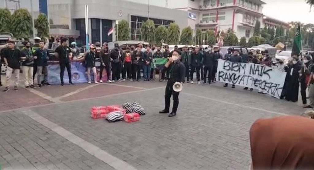 aksi tolak bbm