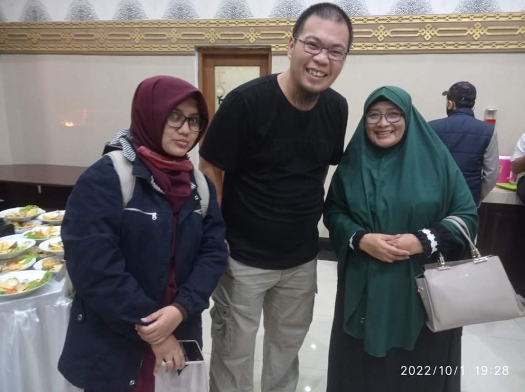 Koh Steven dan Dewi purnamawati