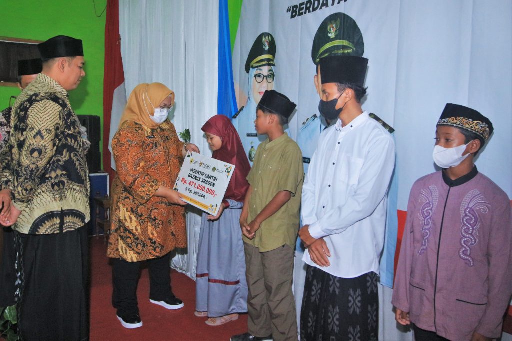 bupati sragen dan santri