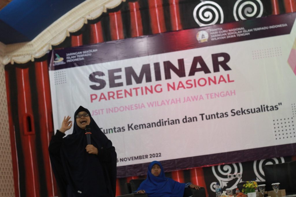 JSIT Jawa Tengah Gelar Seminar Parenting