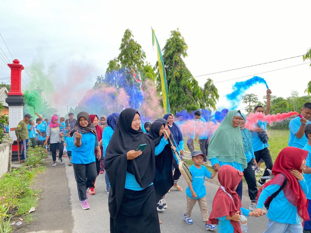 Karang Taruna Tunas Harapan Desa Tegalmade Jalan sehat
