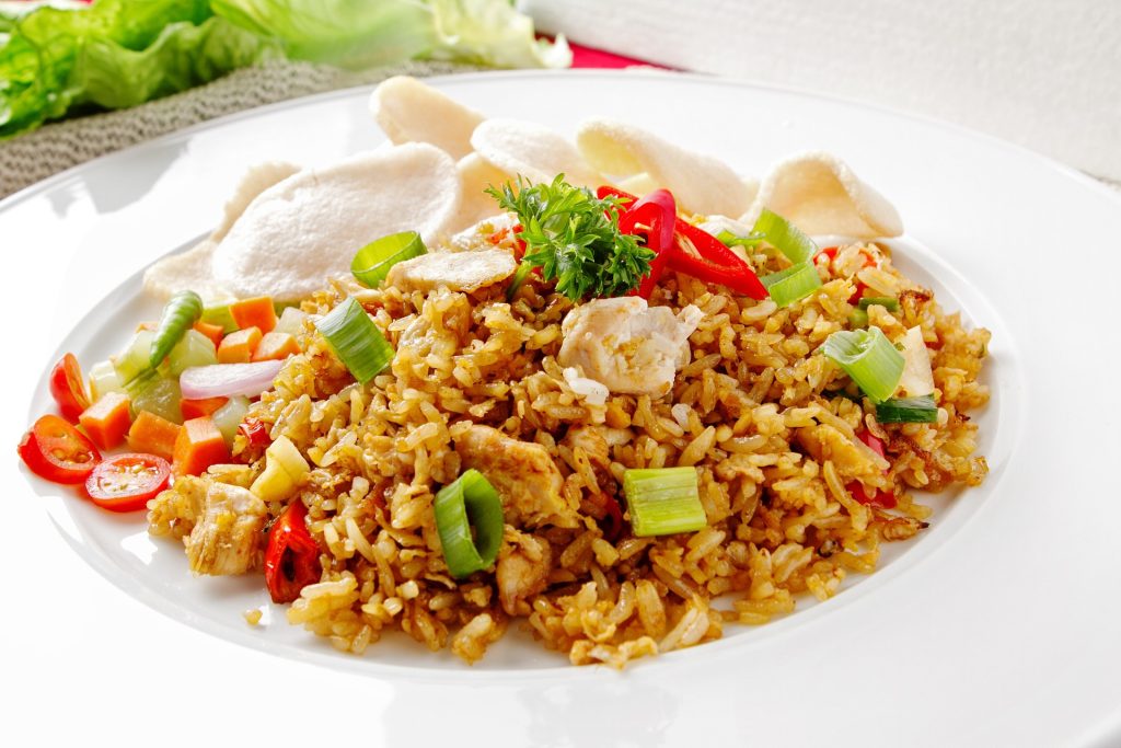 Nasi goreng kerupuk