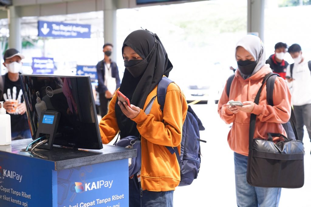 Pesan Tiket Kereta Api