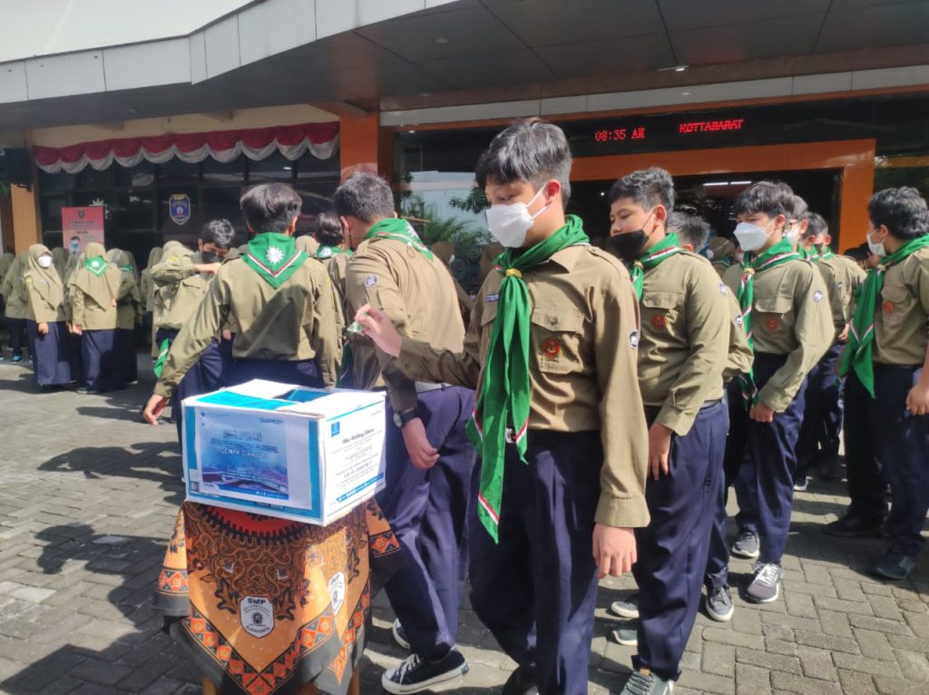 SMP Muh PK Galang dana Cianjur