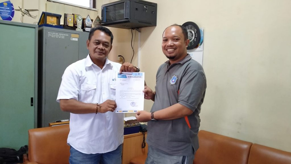 Wakil Kepala Sekolah bidang Humas Jatmiko