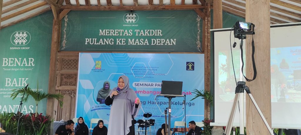 dr. Aisah Dahlan