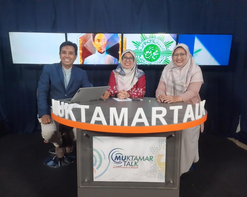 sekretaris Pimpinan Pusat ‘Aisyiyah Dr. Tri Hastuti Nur Rochimah