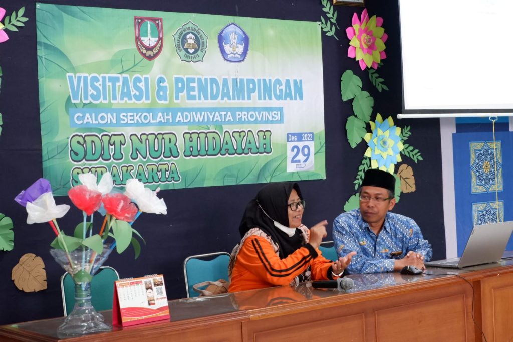 SDIT Nur Hidayah Ikuti Visitasi