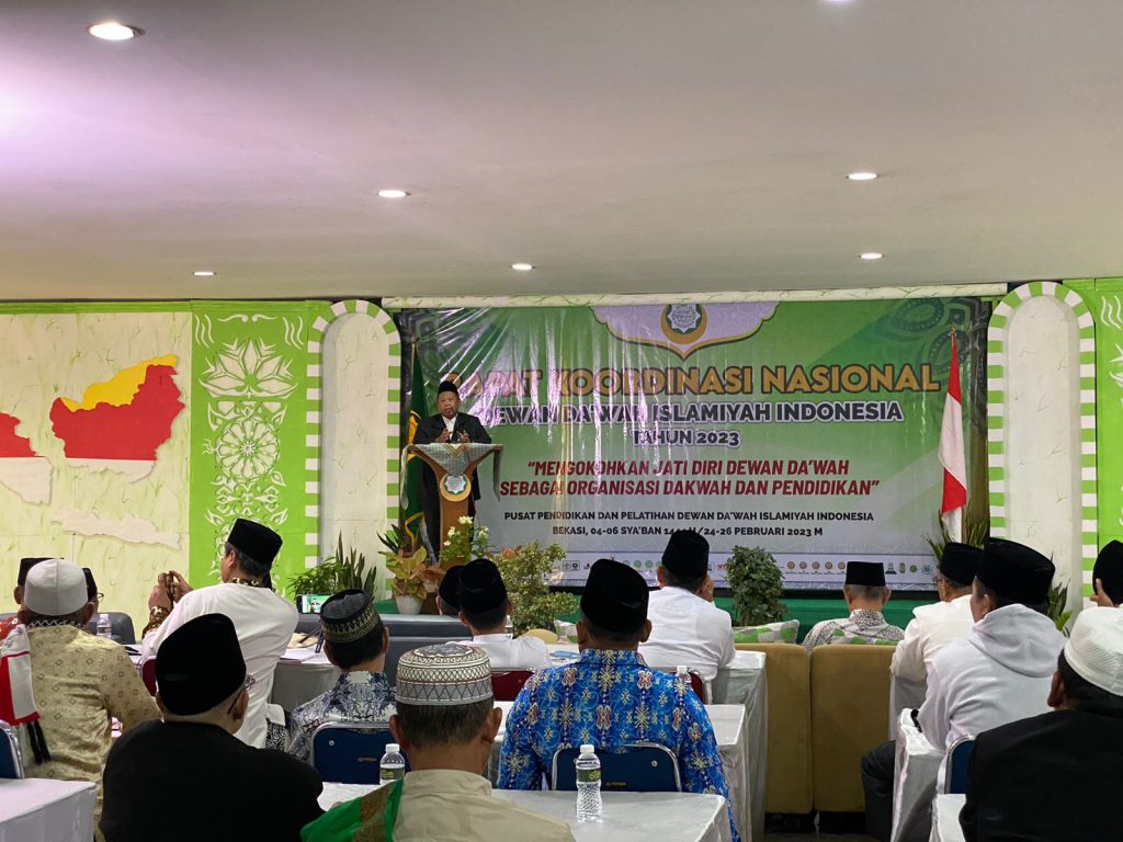 Ketua Umum Dewan Da’wah, Dr. H. Adian Husaini
