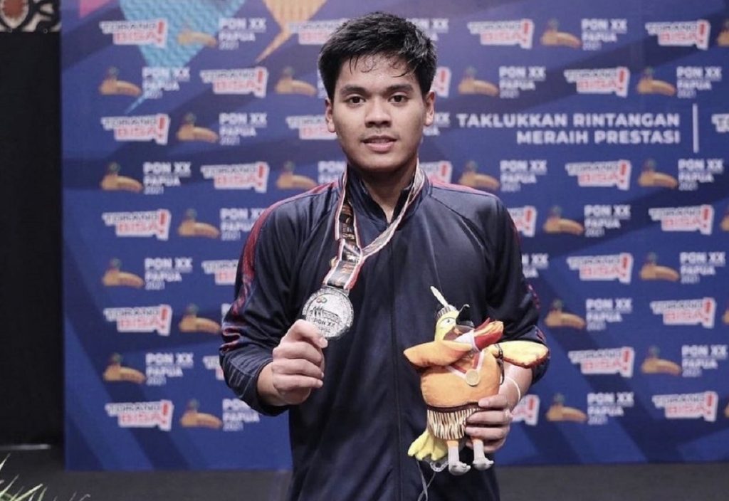Atlet Bulutangkis Syabda Perkasa