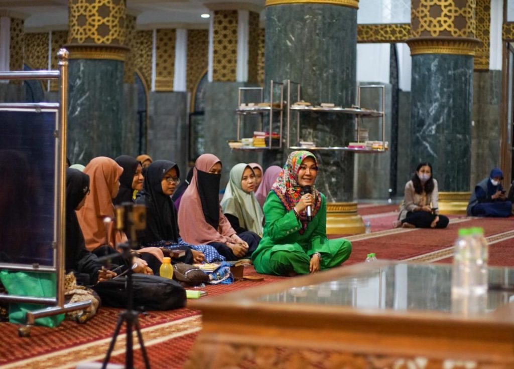 Bupati Klaten di Masjid Al Aqsha