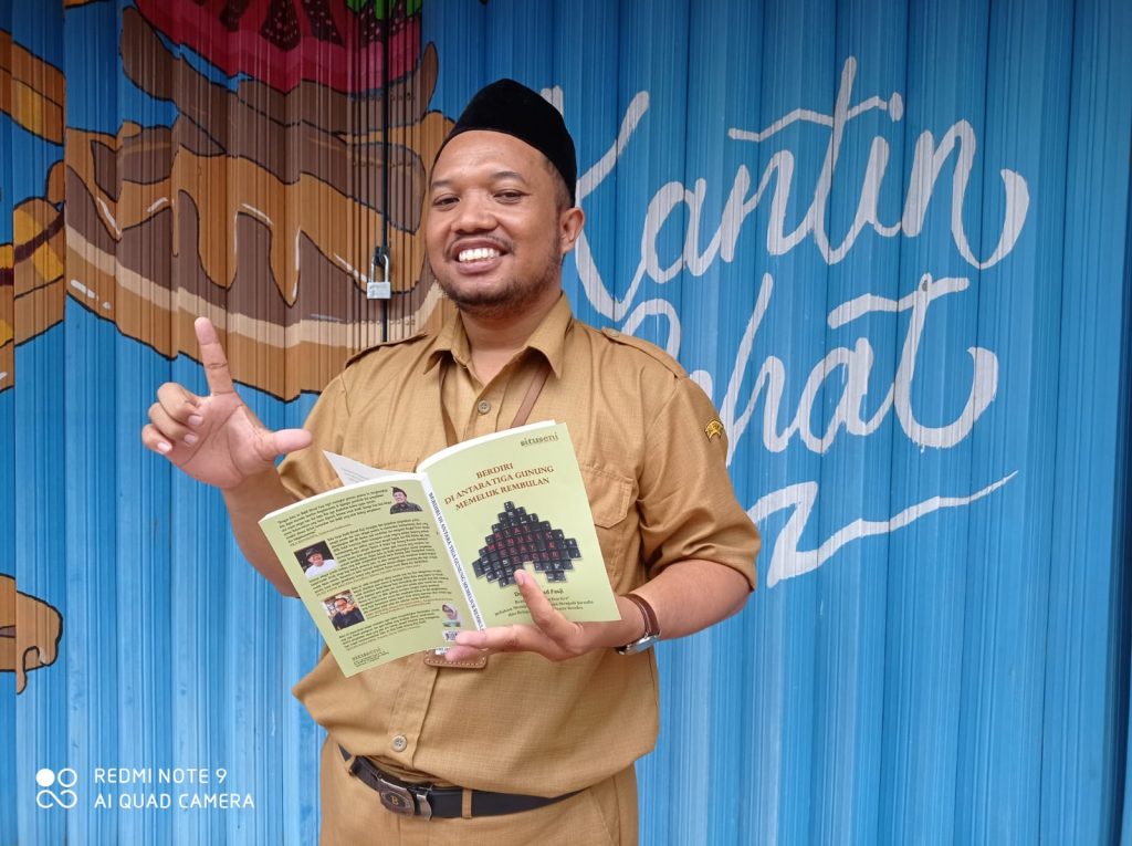 Wakasek bidang Humas Jatmiko