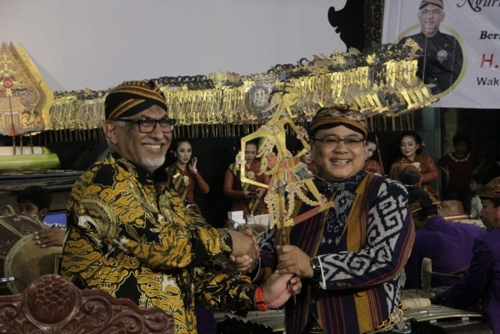 Quatly dan Ki Bagonk Darmono