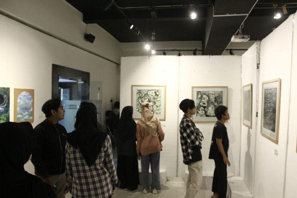 Mahasiswa Seni Rupa Murni UNS