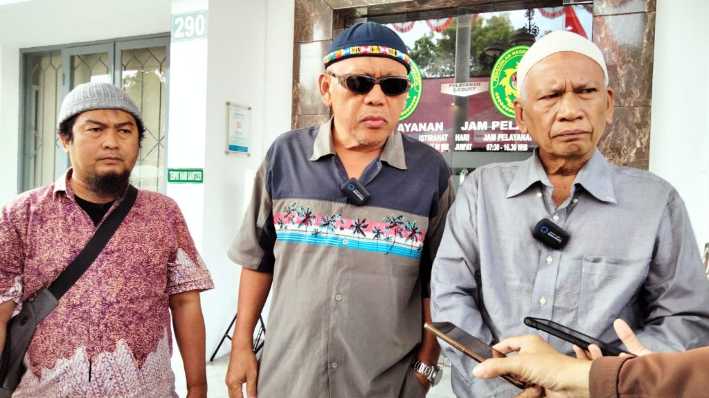 Eggi Sudjana dan Damai Hari Lubis