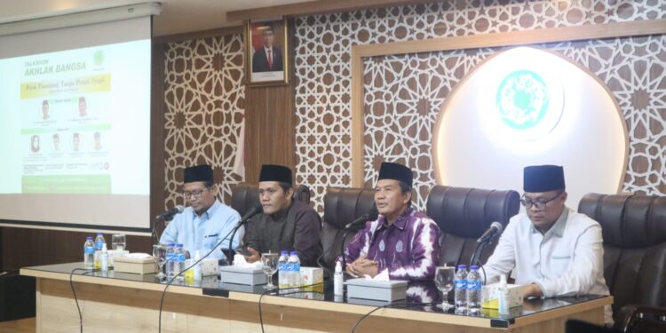 Kiai Masyhuril Khamis